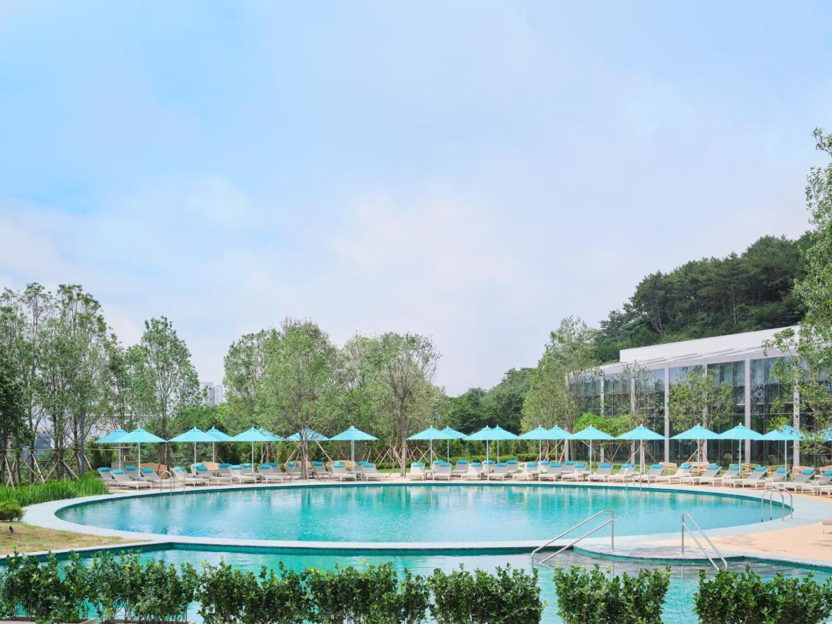 Ananti At Busan Village Exterior photo